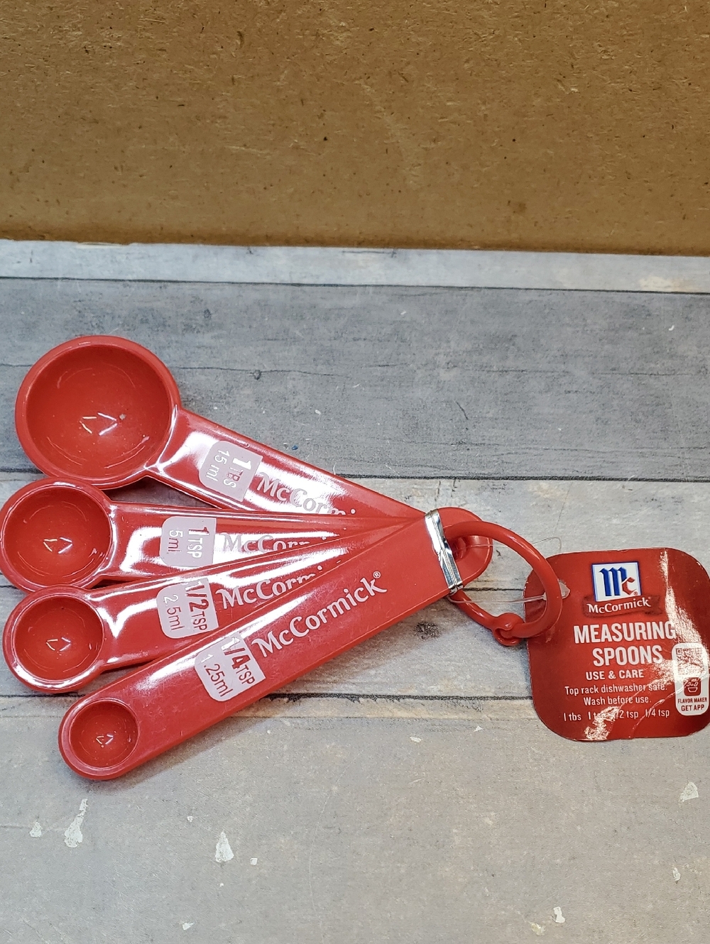 McCormick Red Measuring Spoons Set NWT